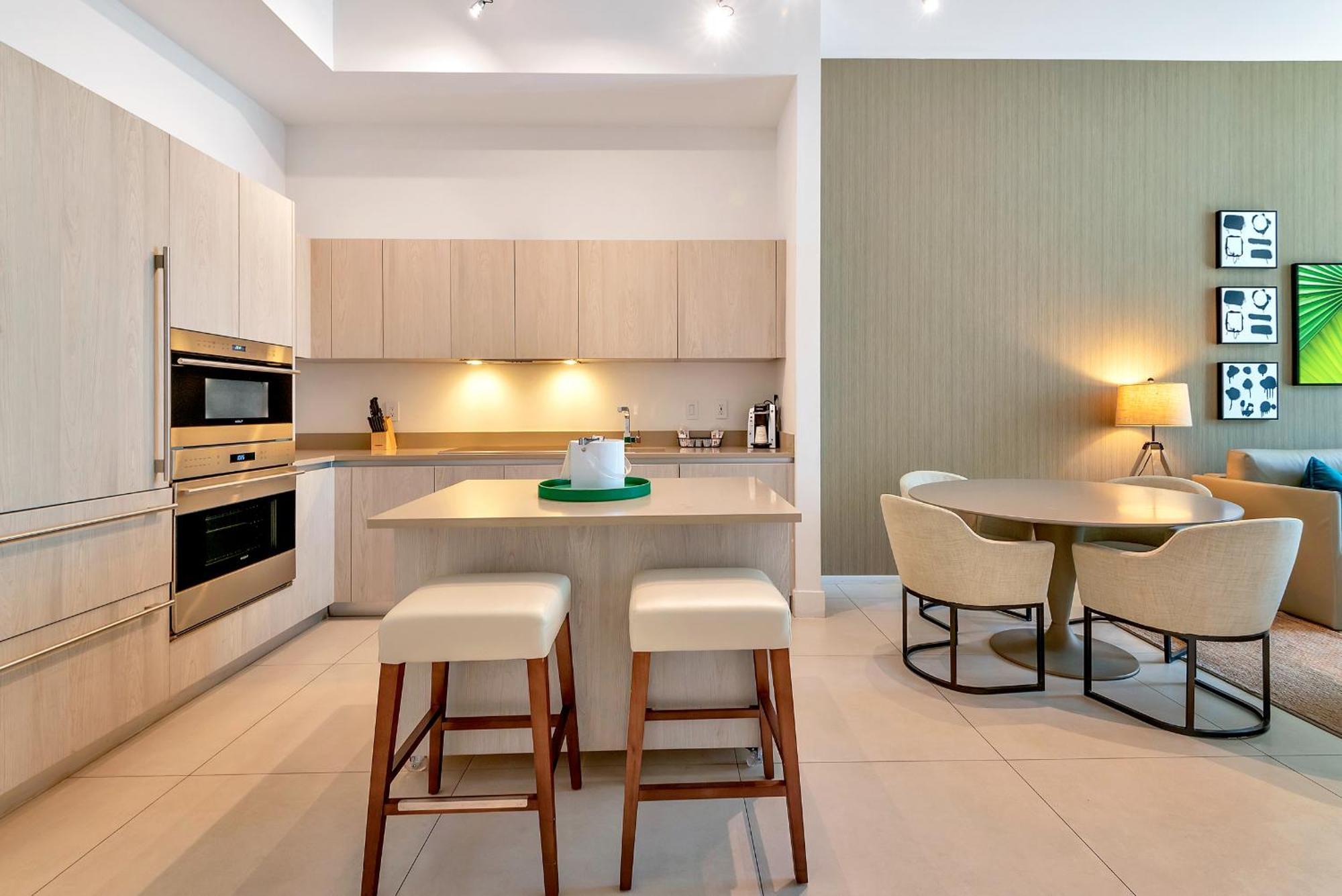 203-1Br/1Ba At The Beach Gem! Lux Amenities! Hollywood Exterior foto